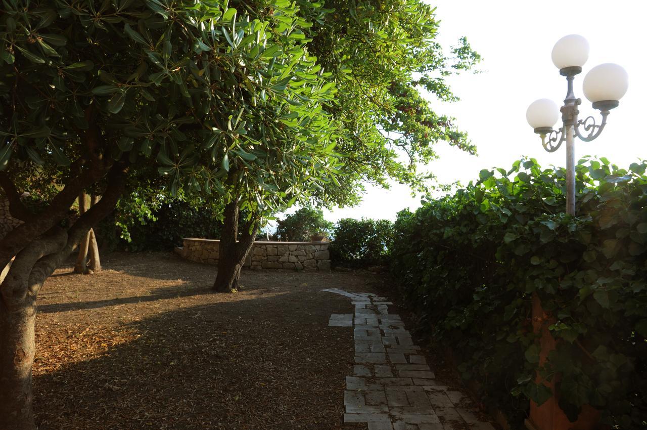 Albergo Villa Nobile Chiaramonte Gulfi Exterior foto